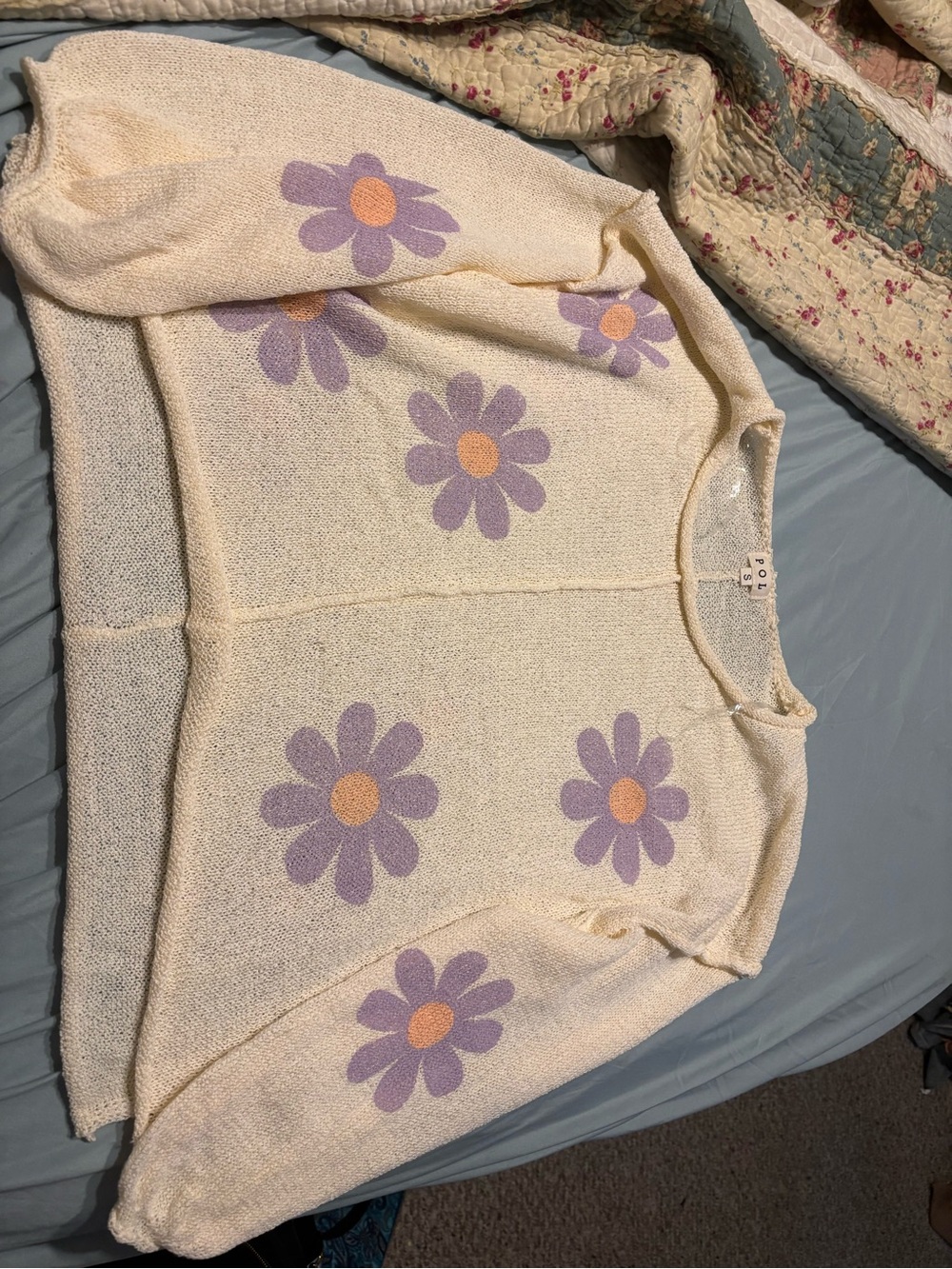POL Cream Daisy Knit Sweater with Lavender Flowers